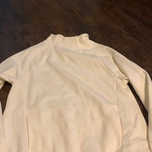 Fabletics crewneck size do